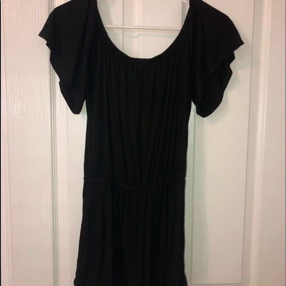 Black off the shoulder romper - Picture 2 of 2